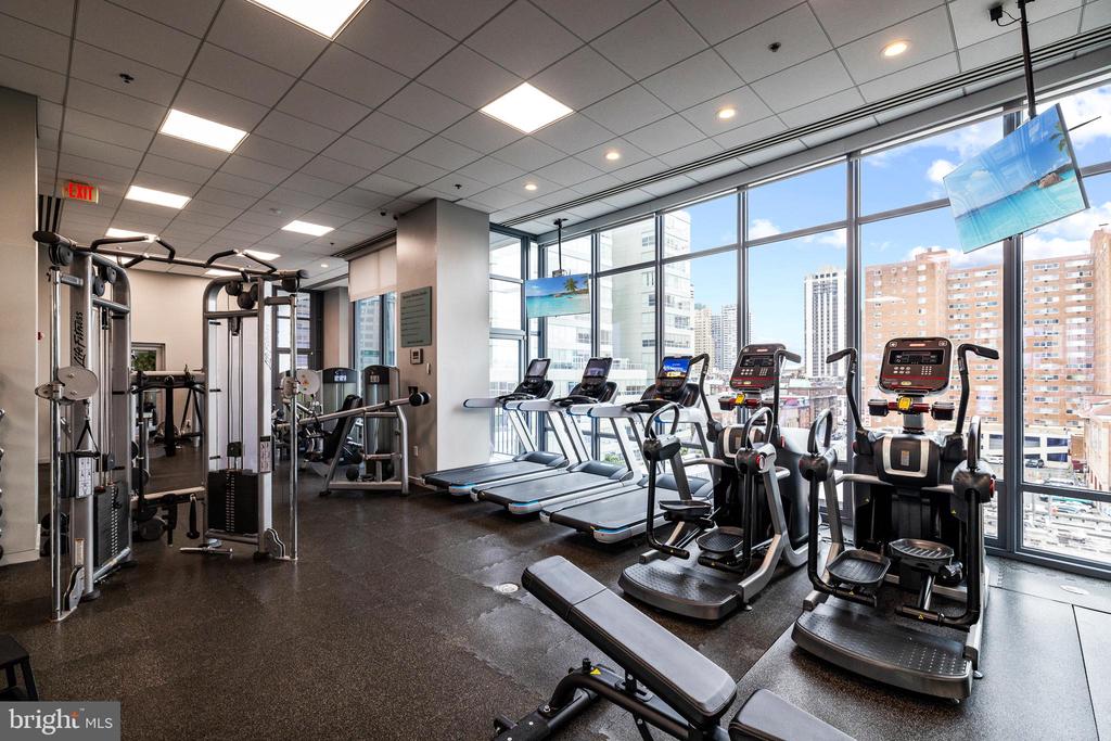 2101 MARKET STREET Unit: 1104