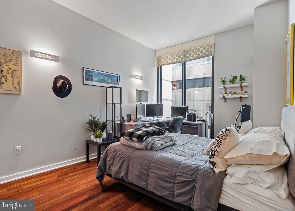 2101 MARKET STREET Unit: 307