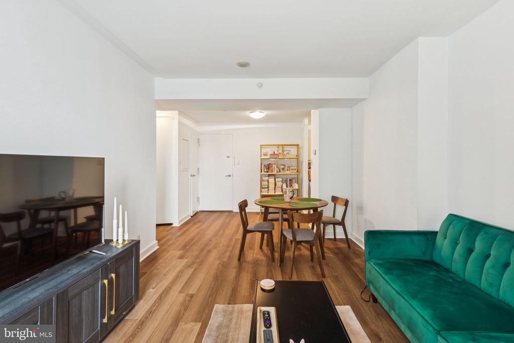 219 S 18TH STREET Unit: 1514