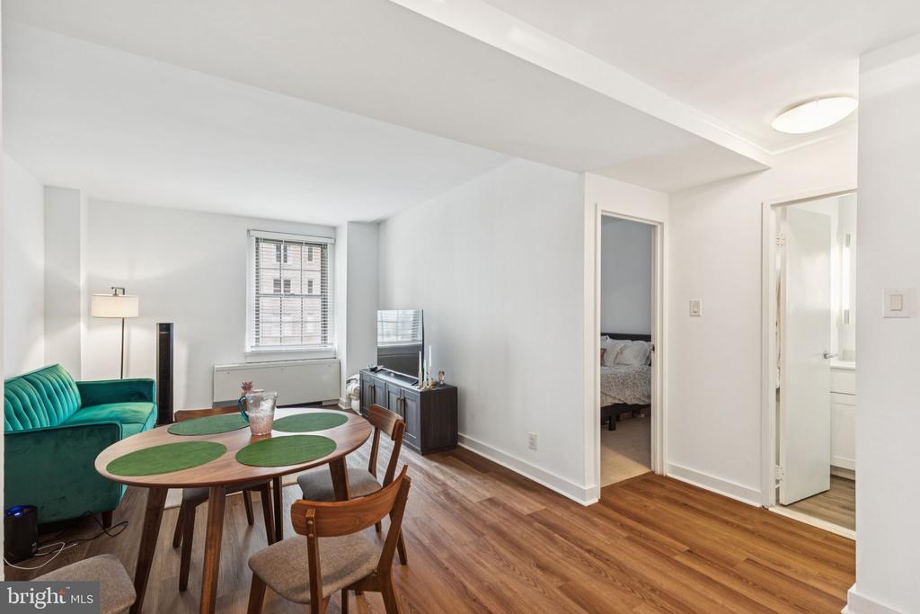 219 S 18TH STREET Unit: 1514
