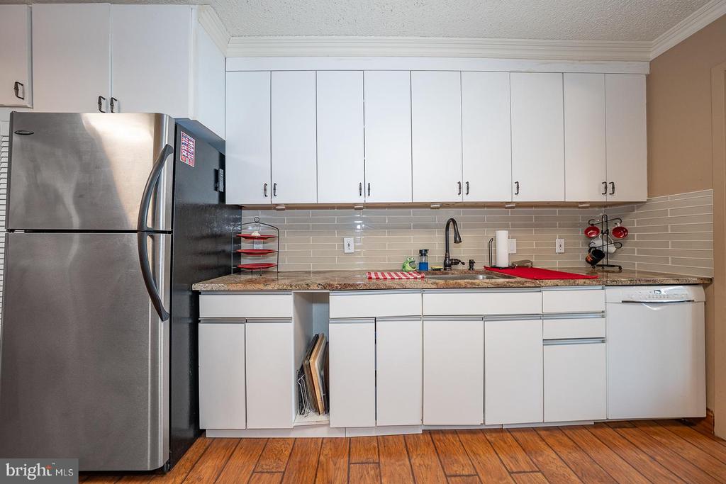 1901 JOHN F KENNEDY BOULEVARD Unit: 2404