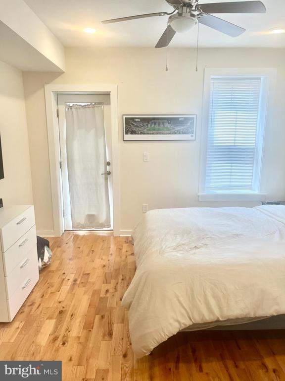 1918 FAIRMOUNT AVENUE Unit: 102