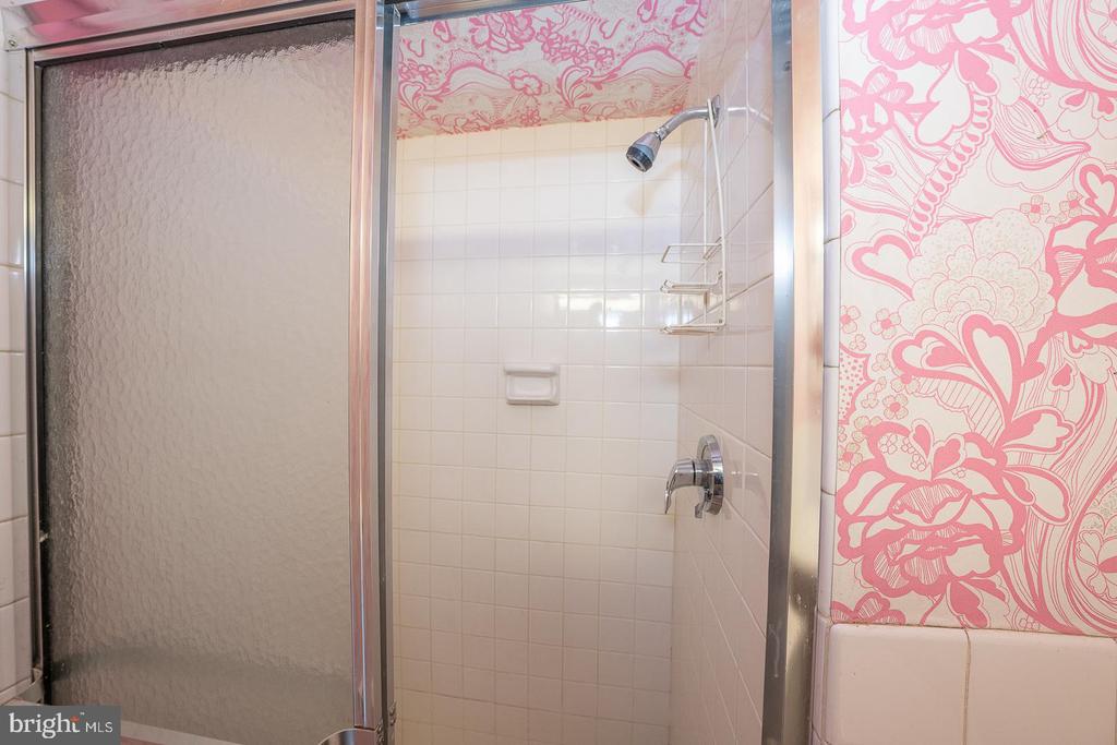 1919 CHESTNUT STREET Unit: 2819