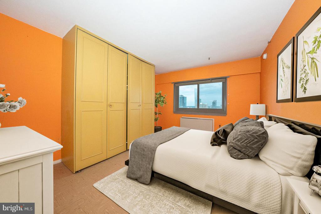 1919 CHESTNUT STREET Unit: 2819
