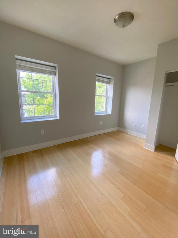 1814 CHRISTIAN STREET Unit: 3