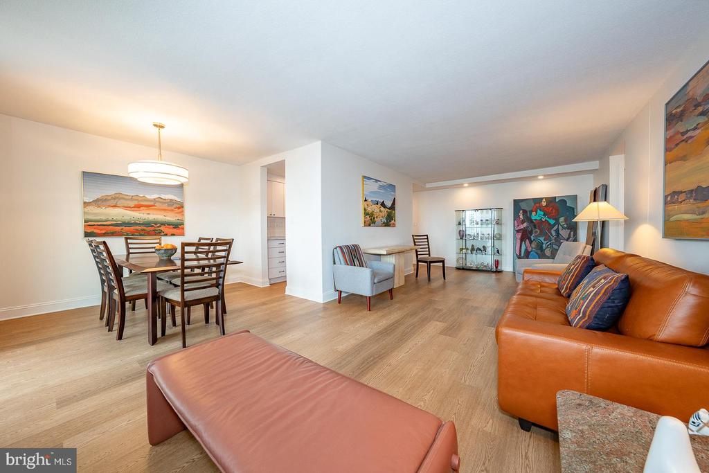 1919 CHESTNUT STREET Unit: 2508
