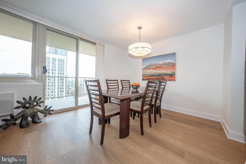 1919 CHESTNUT STREET Unit: 2508