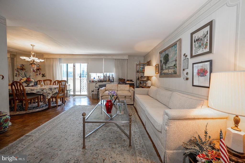 1901 JOHN F KENNEDY BOULEVARD Unit: 2420