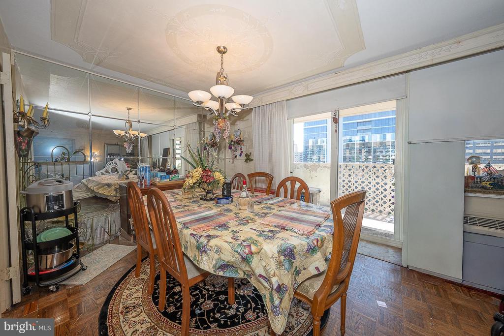 1901 JOHN F KENNEDY BOULEVARD Unit: 2420