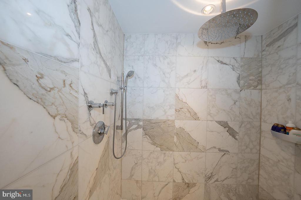 257 N 2ND STREET Unit: 401