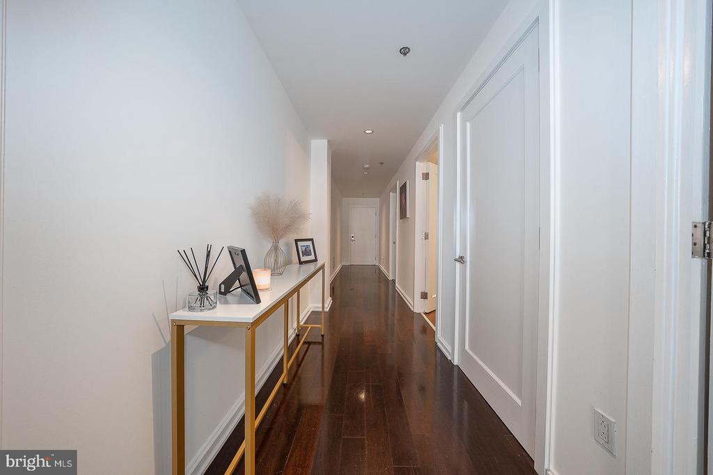 257 N 2ND STREET Unit: 401
