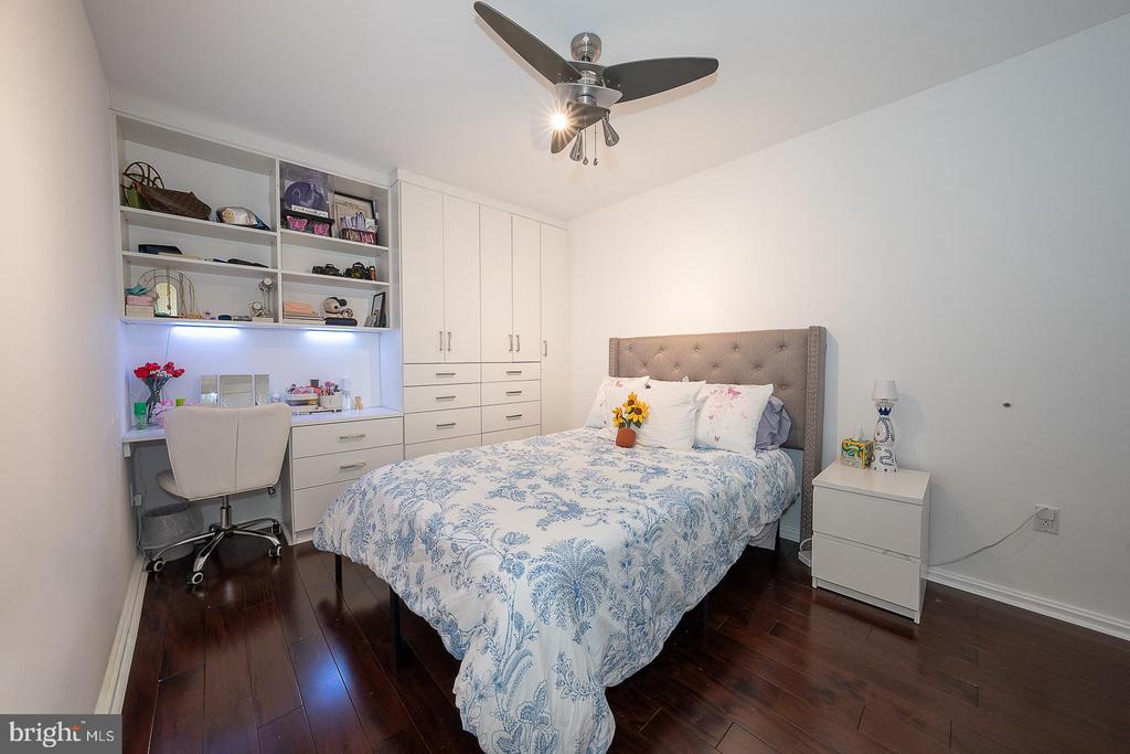257 N 2ND STREET Unit: 401