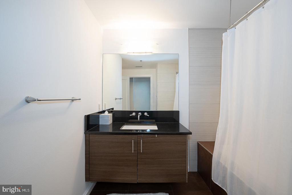 257 N 2ND STREET Unit: 401