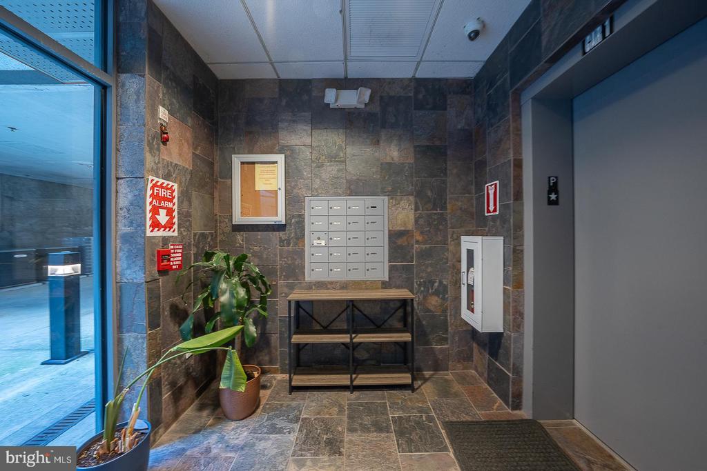 257 N 2ND STREET Unit: 401