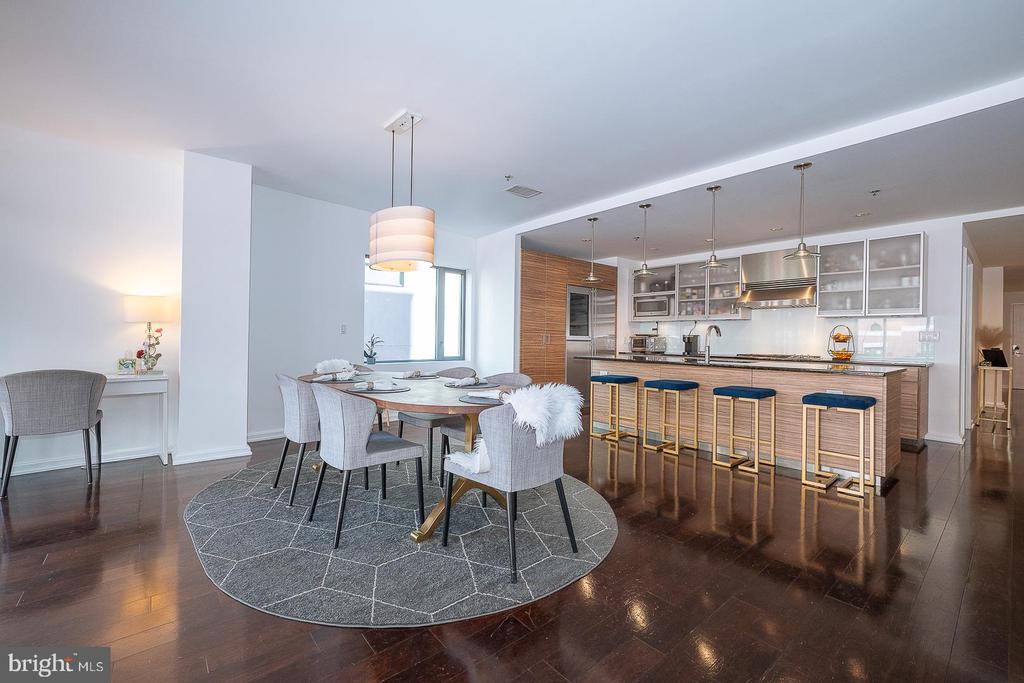 257 N 2ND STREET Unit: 401
