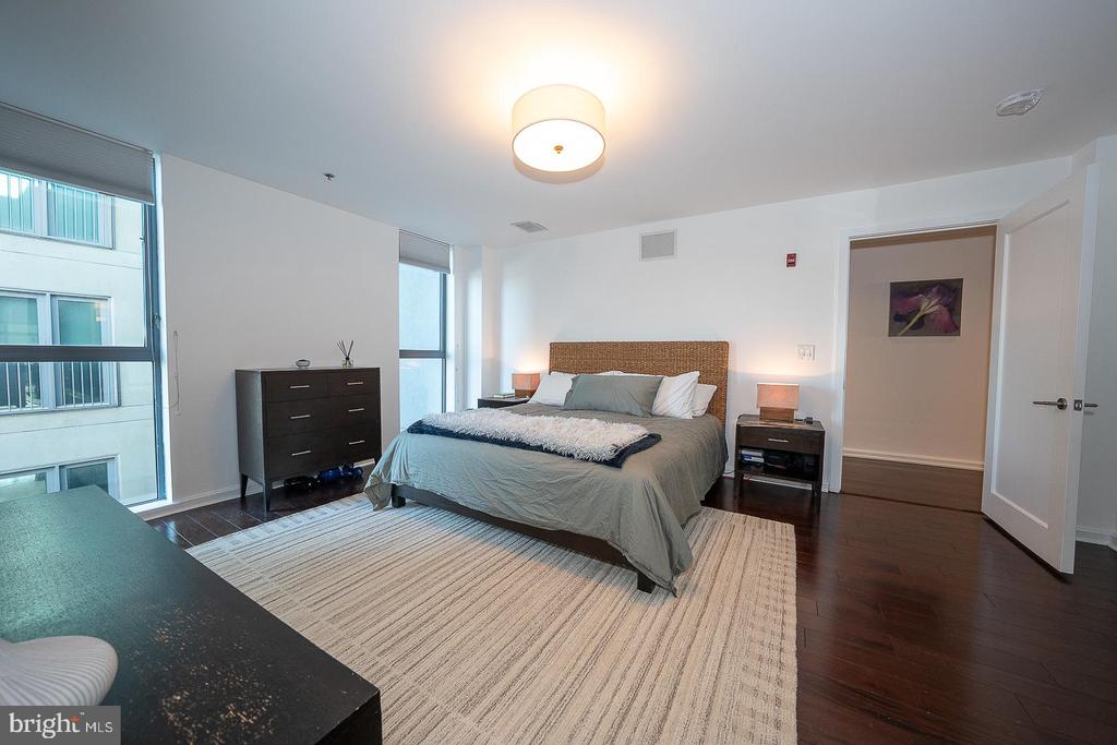 257 N 2ND STREET Unit: 401