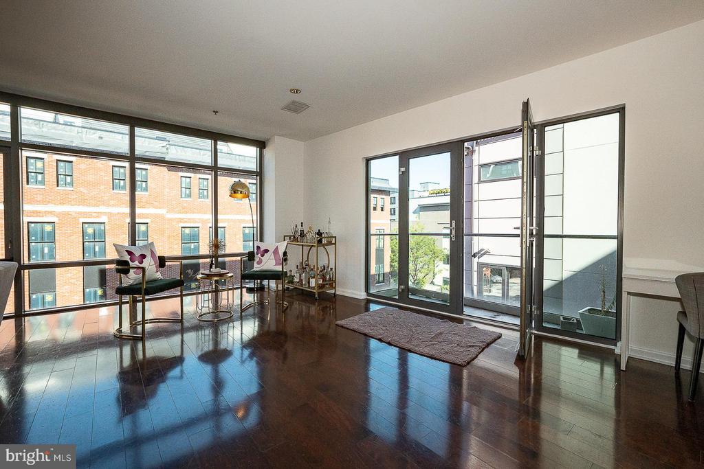 257 N 2ND STREET Unit: 401