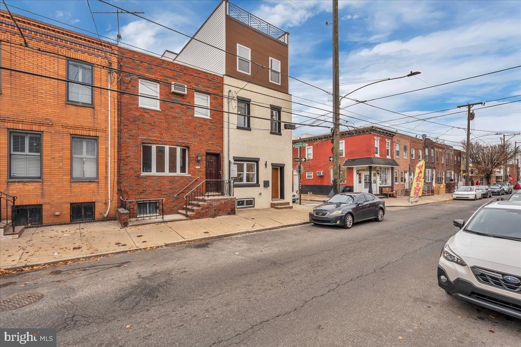 1126 MIFFLIN STREET