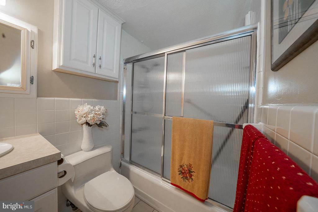 1900 JOHN F KENNEDY BOULEVARD Unit: 809