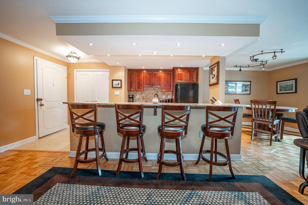 1919 CHESTNUT STREET Unit: 1403