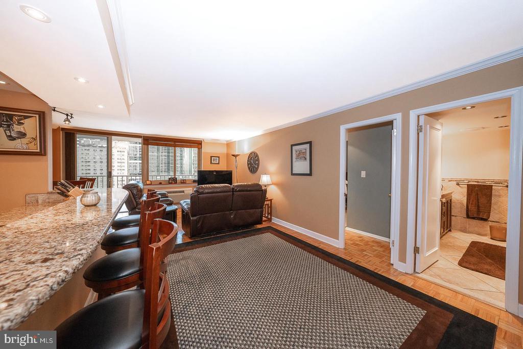 1919 CHESTNUT STREET Unit: 1403