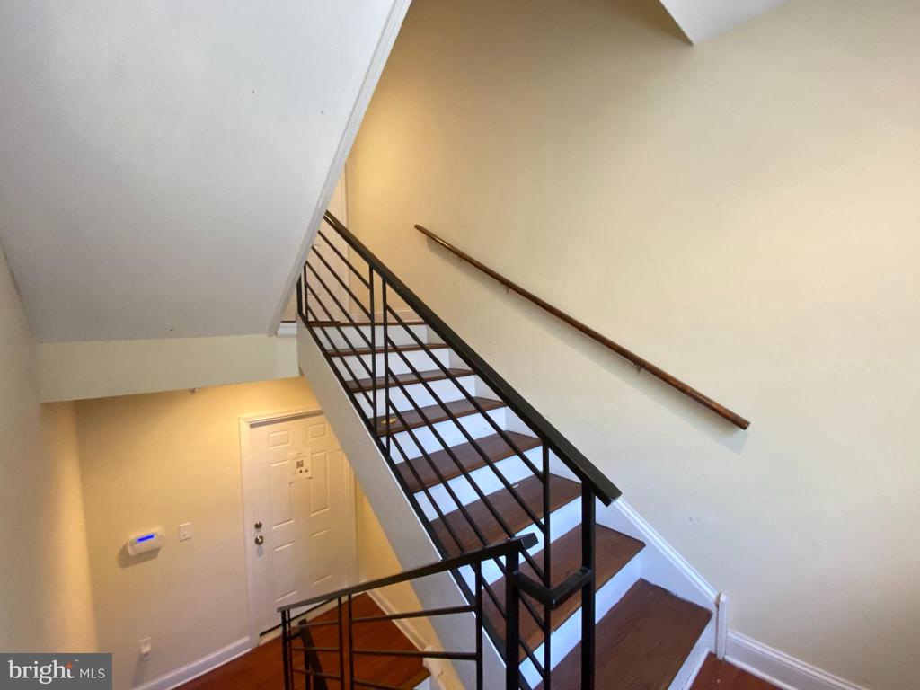 1417 N 17TH STREET Unit: 2R
