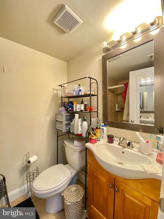 1417 N 17TH STREET Unit: 2R