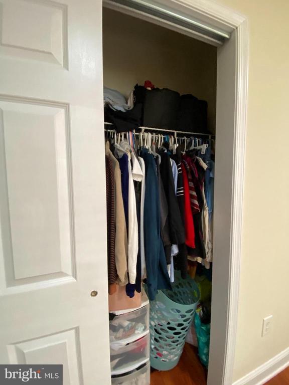 1417 N 17TH STREET Unit: 2R