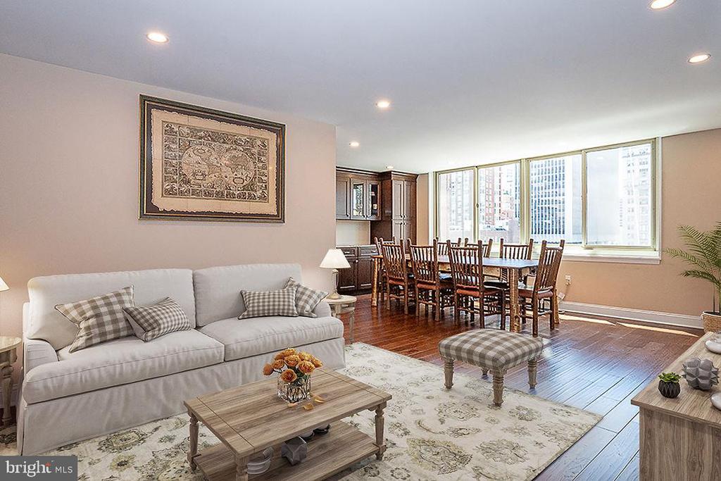 1919 CHESTNUT STREET Unit: 807