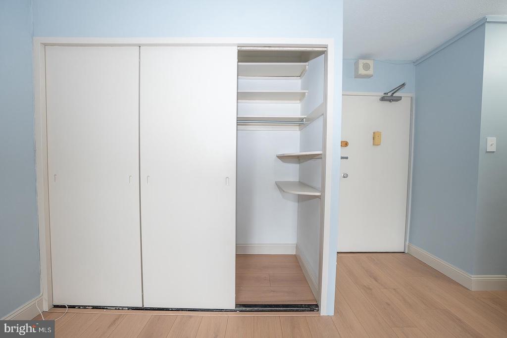 118 S 21ST STREET Unit: 1007