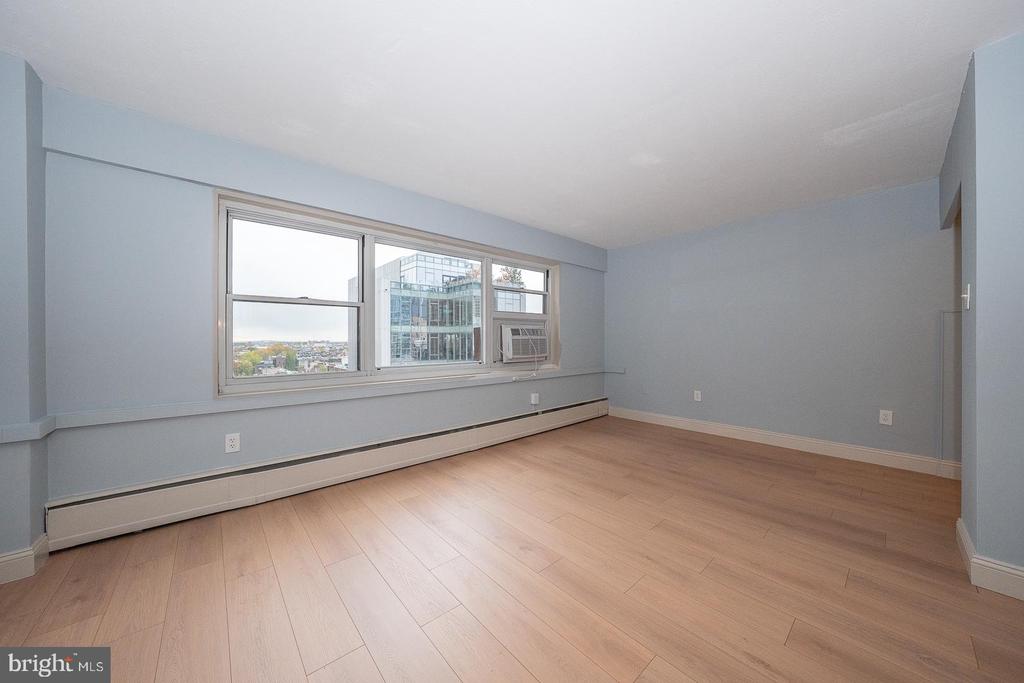 118 S 21ST STREET Unit: 1007