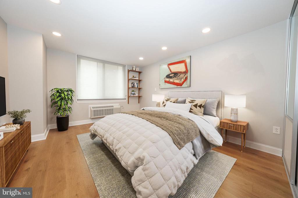1919 CHESTNUT STREET Unit: 523-24
