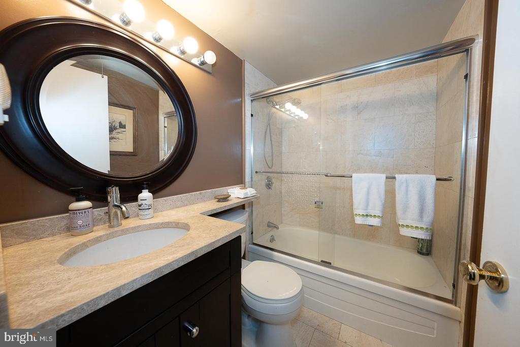 1919 CHESTNUT STREET Unit: 2118