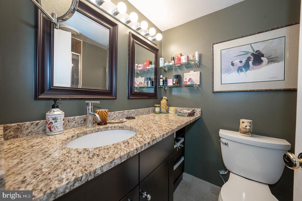 1919 CHESTNUT STREET Unit: 2118