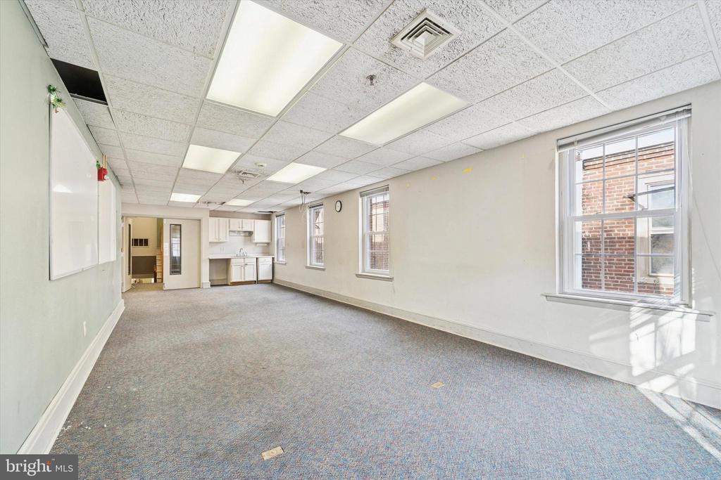 315 S 17TH STREET