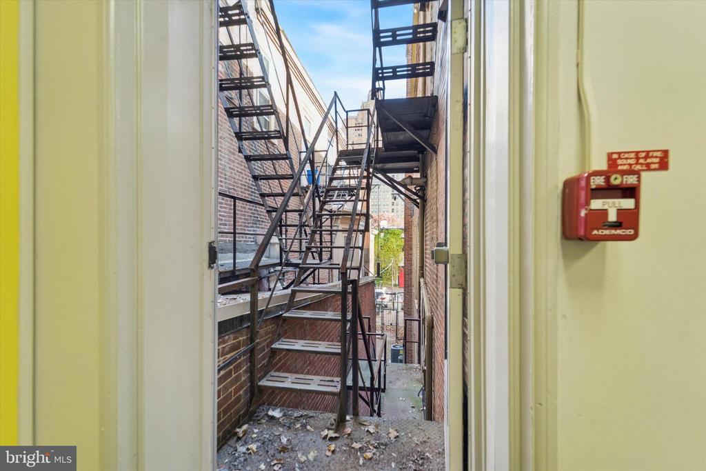 315 S 17TH STREET