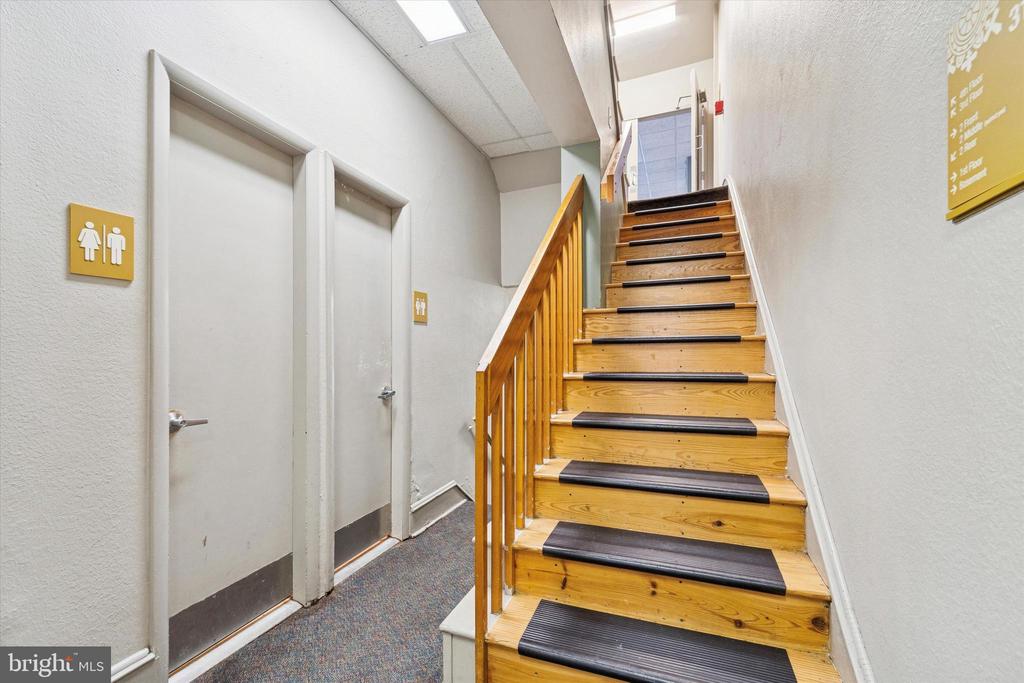 315 S 17TH STREET