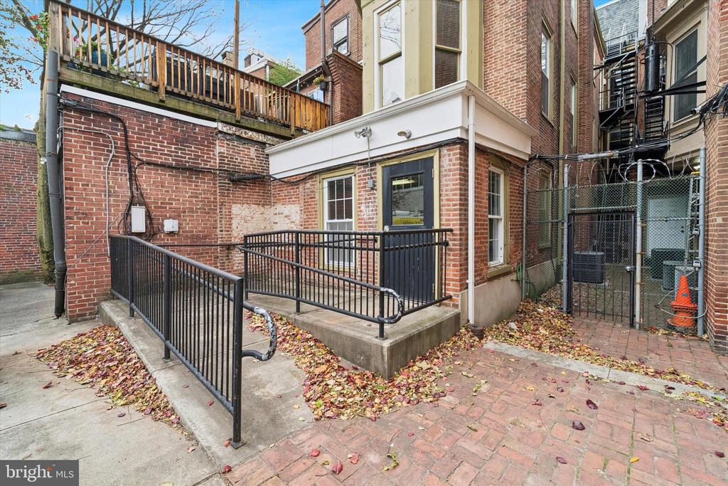 315 S 17TH STREET