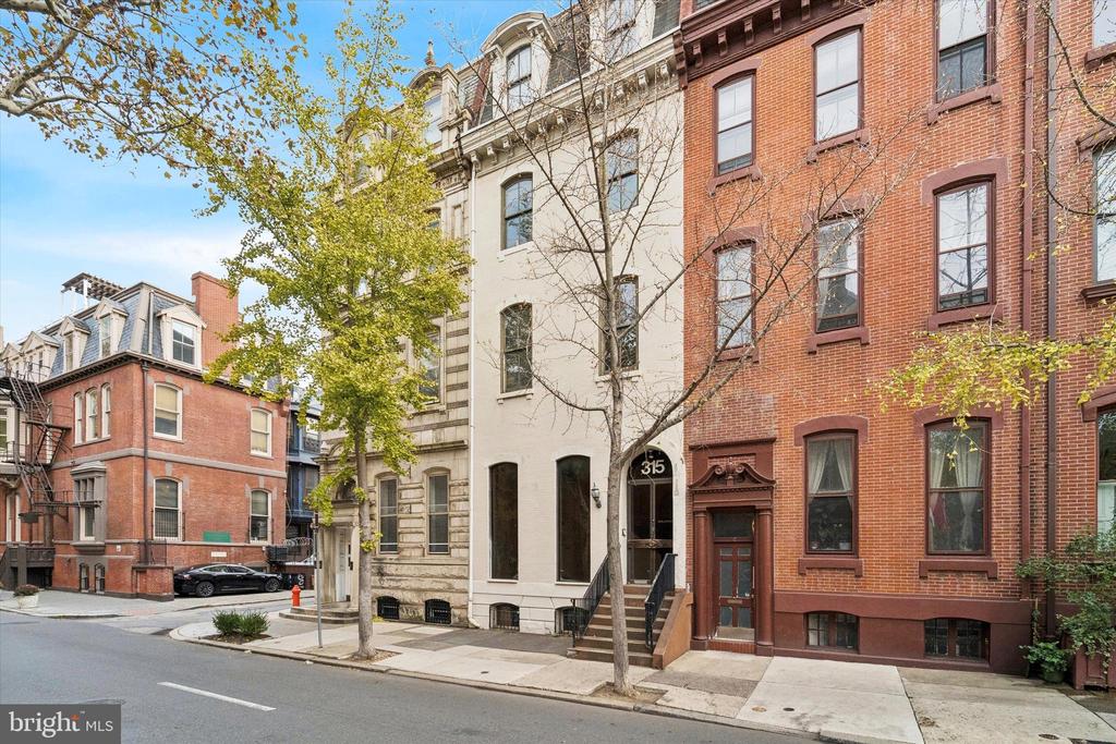 315 S 17TH STREET