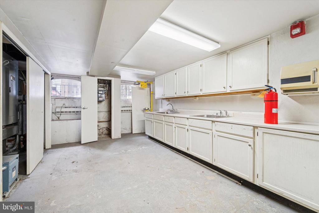315 S 17TH STREET