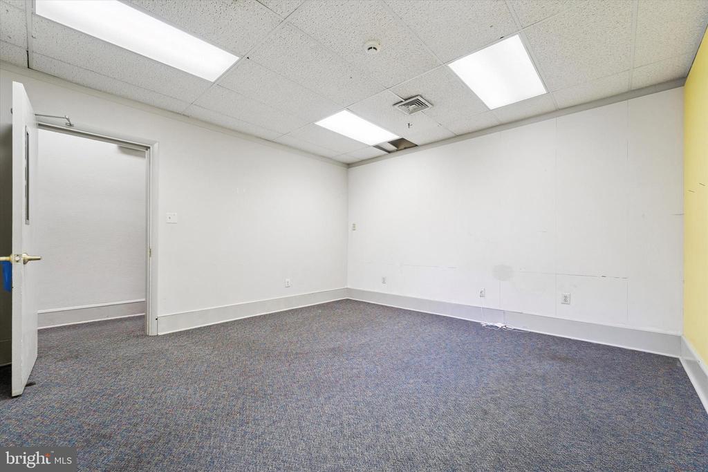 315 S 17TH STREET