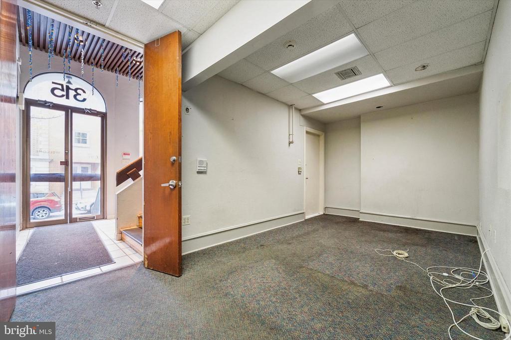 315 S 17TH STREET