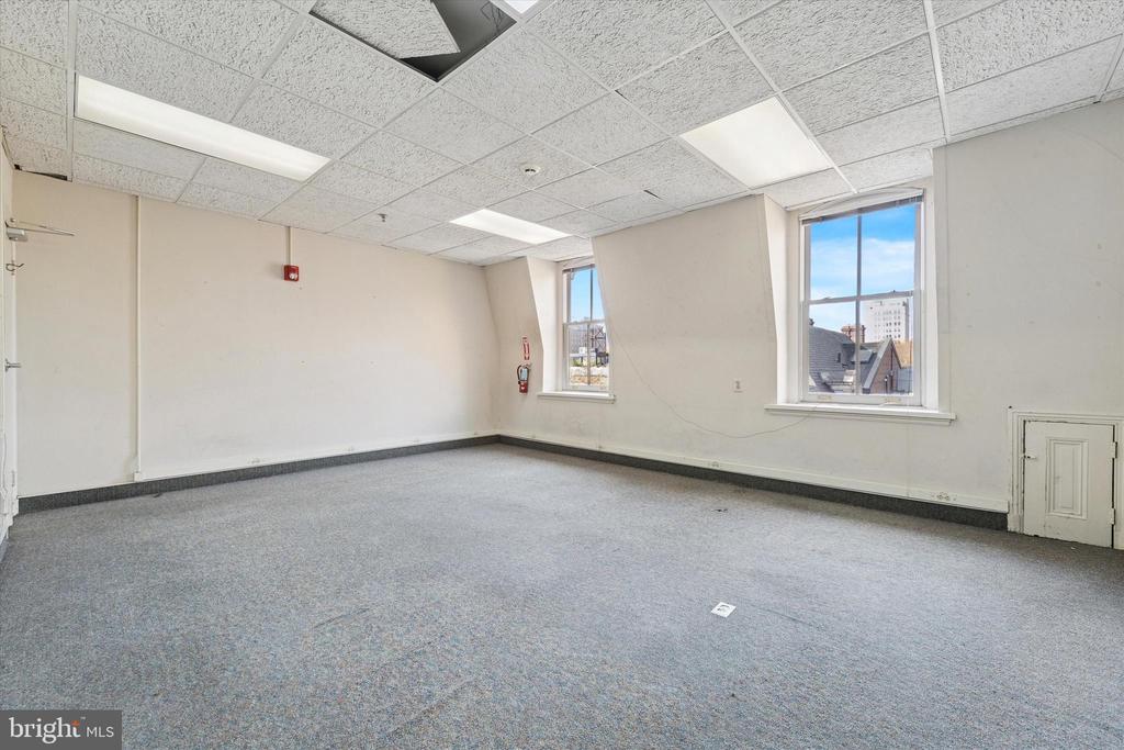 315 S 17TH STREET