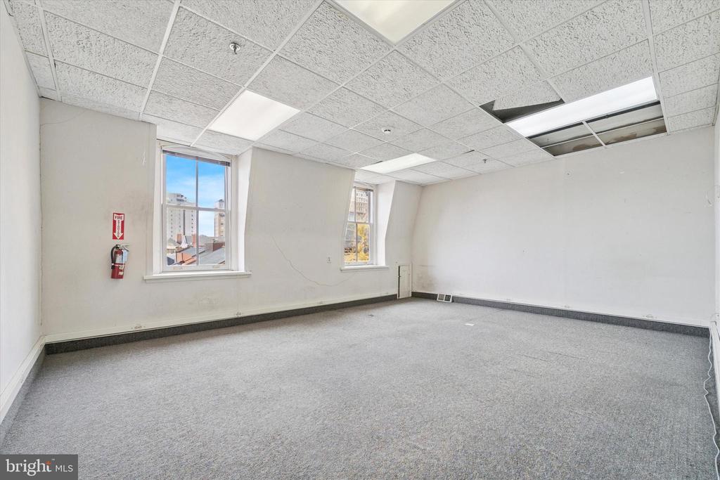 315 S 17TH STREET