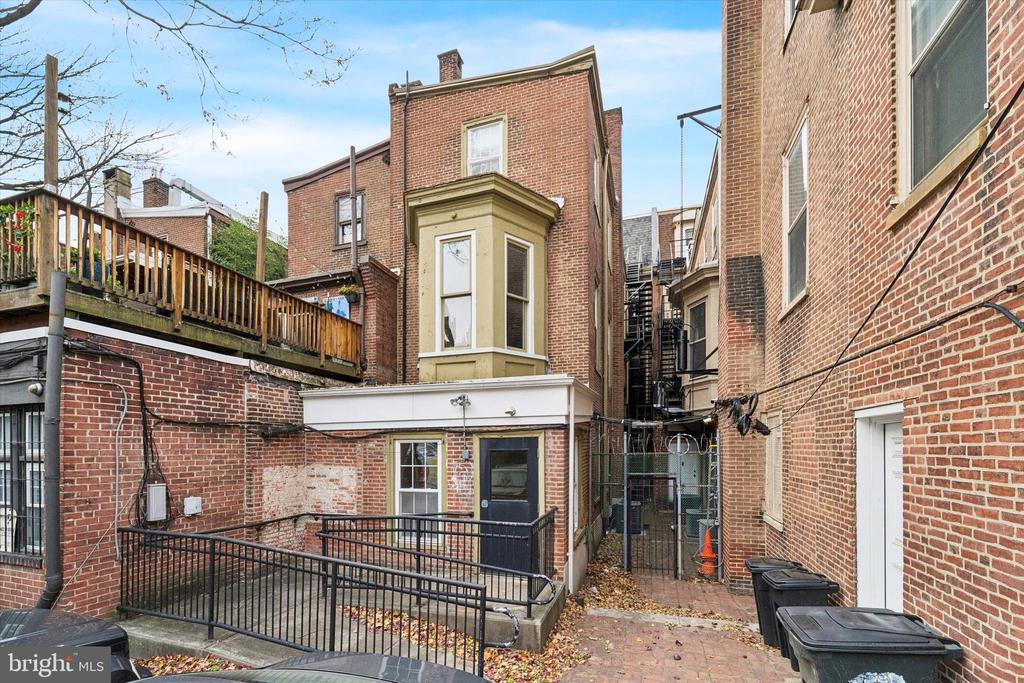 315 S 17TH STREET