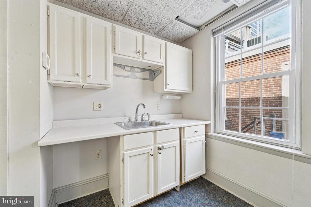 315 S 17TH STREET