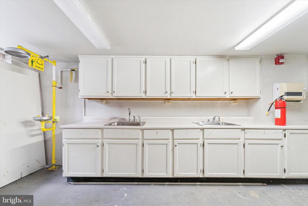 315 S 17TH STREET