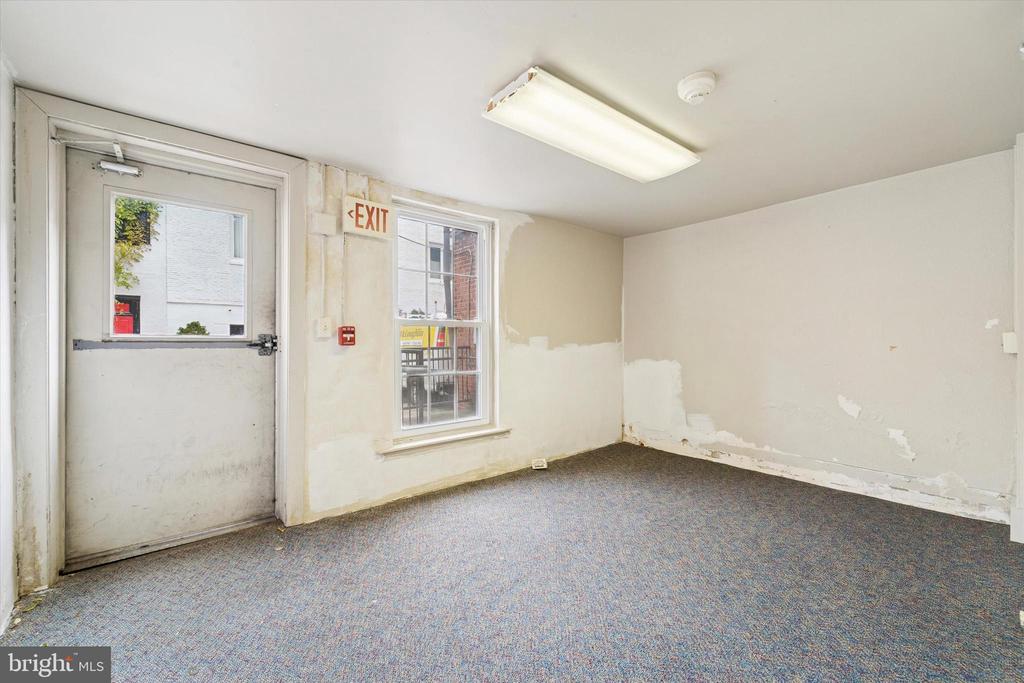 315 S 17TH STREET
