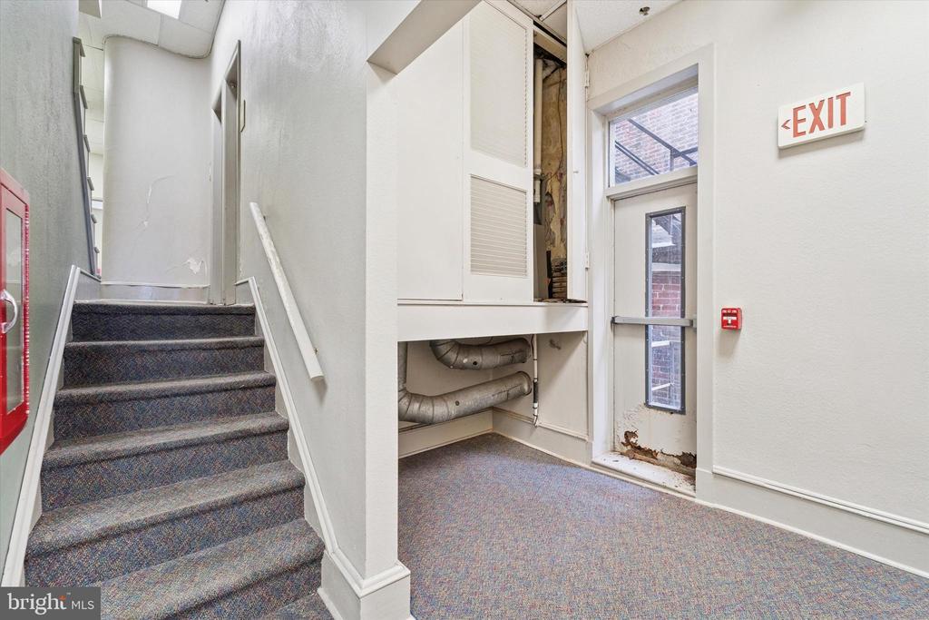 315 S 17TH STREET