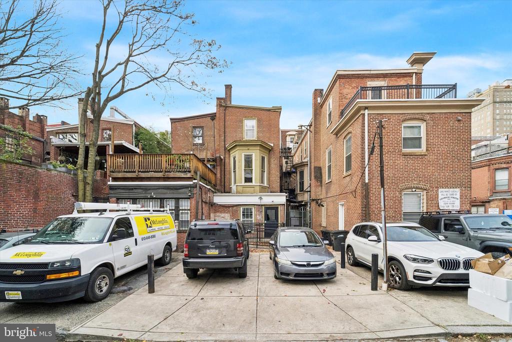 315 S 17TH STREET